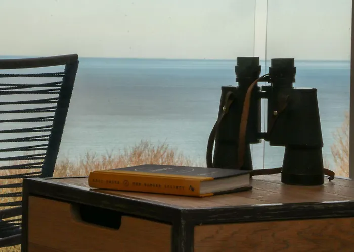 아파트 The Lookout *